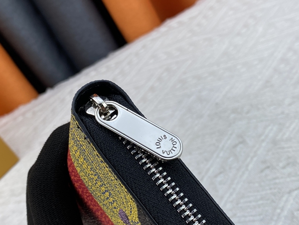 LVコピーウォレット細部ディテール